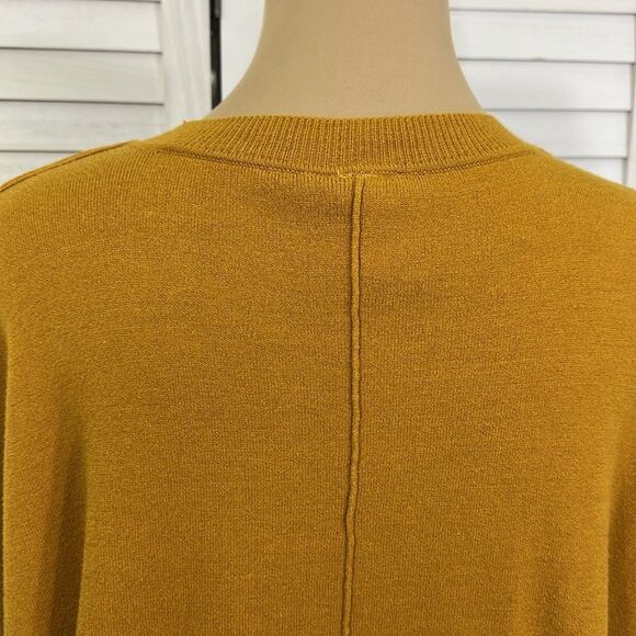 Ady P Mustard Oversized Sweater Size Medium Crew Neck - Picture 8 of 11